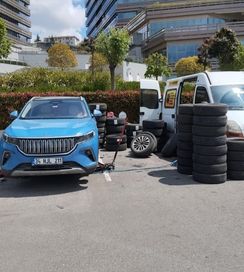 Bursa Oto Lastikcim